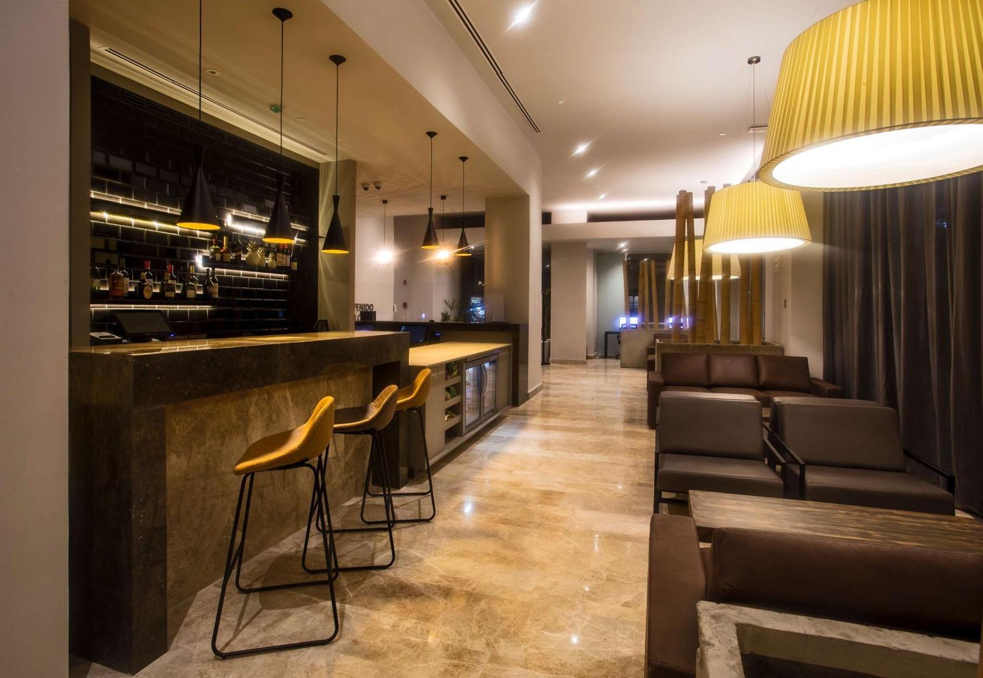 Hotel Hampton by Hilton David, Panamá Exteriér fotografie